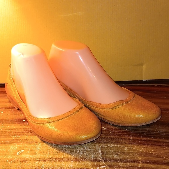 Frye Carson Ballet shoes 7M - Picture 1 of 7